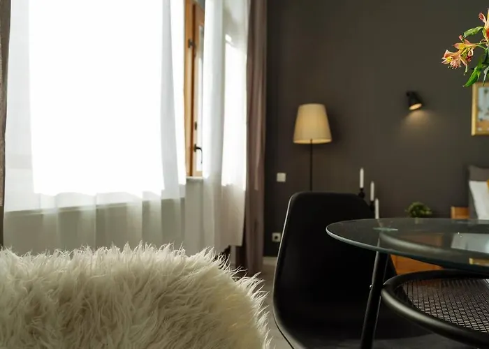 Millo Next To Cismigiu Park بوخارست