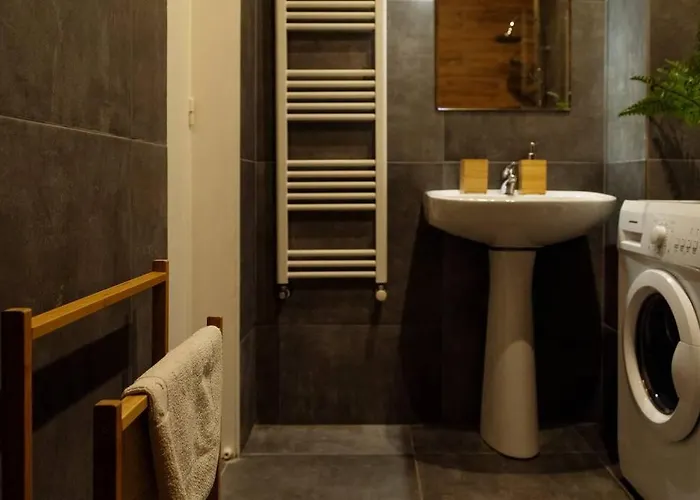 Millo Next To Cismigiu Park アパート *